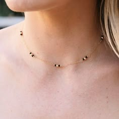 Gold Small Mangalsutra, Light Weight Black Beads Gold, Modern Mangalsutra Designs Simple, Black Bead Necklace Simple, Fancy Mangalsutra Designs Gold, Mangalsutra Ideas, Modern Mangalsutra Designs Gold, Handmade Mangalsutra, Modern Mangalsutra Designs