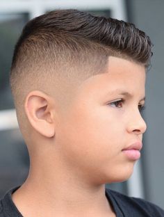 Fohawk Haircut, Mohawk Haircut, Mohawk Hairstyles Men, Mens Hairstyles Fade, Faux Hawk Hairstyles, Mohawk Styles, Mens Hairstyles Medium, Faded Hair