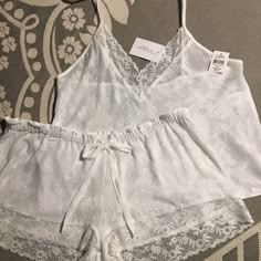 New, Never Worn, Large, Ivory, 2pc Nighty. Very Soft & Sexy! Beautiful! White Silk Pajama Set, White Lace Sleepwear For Loungewear, White Lace Camisole For Loungewear, White Lace Loungewear Sets, White Lace Sets For Loungewear, Fancy Pjs, Cherry Harry Styles, Pj Aesthetic, Sleepwear Women Nightwear