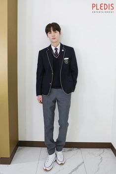 Korean Uniform School, Korean School Outfits, Boys School Outfits, Kpop Fashion Men, Min Hyun, Korean Student, Outfits 2000s, Men's Uniforms, School Uniform Fashion