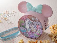 TDR - "We Love to Love Minnie" Collection x Minnie Mouse Popcorn Bucke — USShoppingSOS Love To Love, Popcorn Bucket, Shanghai Disney Resort, Tokyo Disney, Tokyo Disneyland, Disney California, Tokyo Disney Resort, Plush Toy Dolls, Decorative Tape