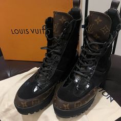 Size Us 7 Great Condition , Minimal Wear Comes With Dustbag, Box And Booklet Luxury Lace-up Patent Leather Boots, Luxury Brown High-top Boots, Monogram Boots, Shoes Louis Vuitton, Louis Vuitton Shoes, Black And Brown, Dust Bag, Louis Vuitton, Size 7