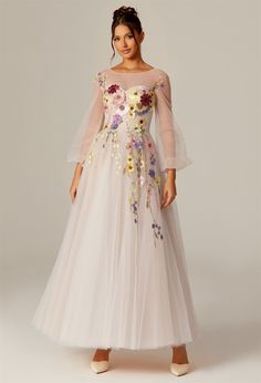 Float in fairy-tale splendor with our floral tulle A-line gown, featuring a gentle U-neck that whispers elegance, and a floor-length skirt that dances with every step. Pink Floral Gown, Floral Tulle Dress, Tulle Prom Dresses, Floral Bridesmaid Dresses, Floral Bridesmaid, Floral Gown, Floor Length Skirt, Pink Tulle, Autumn Beauty