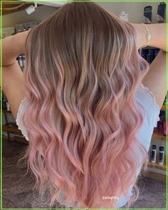 Gold Color Hair, Rose Gold Hair Ombre, Ombre Rose, Pink Blonde Hair, Gold Hair Colors, Hair Color Rose Gold, Ombre Hair Blonde