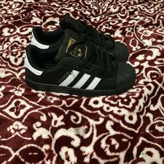 Super Star Adidas Size 6 Brand New Adidas Super Star, Super Star Adidas, Super Star, Super Stars Adidas, Addidas Shoes Super Star, All Black Adidas Superstar, Adidas All Star, Superstar Adidas Custom, Adidas Star