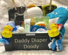 Dinosaur Baby Shower Ideas, Roses Centerpiece, Diaper Bouquet, First Time Dad Gifts, Diaper Party, Parents Gifts, First Time Dad, Baby Shower Crafts