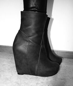 ... Rick Owens Wedge Boots, Normal Clothes, Emo Fashion, Swag Shoes, Dream Shoes, Wedge Boots, Platform Boots, Custom Shoes, Rick Owens