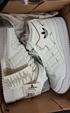 Adidas y2k Shoes Aesthetic White, Adidas Shoes Aesthetic, Shoe Hacks, Garden Sanctuary, Shoes Aesthetic, Trendy Shoes Sneakers, Garden Hacks, Pretty Shoes Sneakers, Aesthetic White