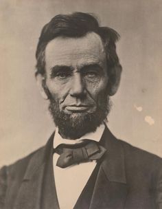 an old black and white photo of abraham lincoln