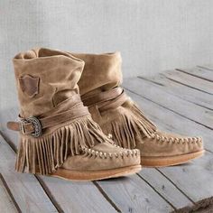 Women Casual Winter Suede Tassel Fringe Moccasin Boot Flat Slouch Mid Calf Shoes | eBay Womens Moccasins, Knee High Moccasins, Fringe Moccasin Boots, Fringe Moccasins, Shelves Design, Boho Boots, Moccasin Boots, Woman's Fashion, Suede Tassel