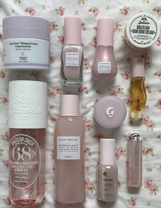 Skin Care Bag, Dream Skincare, Makeup Bag Essentials, Sephora Skin Care, Pretty Skin Care, Skin Prep, Skin Care Items, Pretty Skin