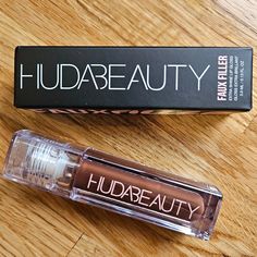 #ad 💝 Love getting makeup to review, and this time, I have the NEW HudaBeauty Faux Filler Extra Shine Lip Gloss in Coco! So stay tuned for my honest review of the Faux Filler Extra Shine Lip Gloss from @hudabeauty @skeepers_us. #HudaBeauty #HudaBeautyFauxFiller #FauxFillerLipGloss #LipGloss #ExtraShineLipGloss Shine Lip Gloss, Stay Tune, Female Body, Body Products, Makeup Products, Huda Beauty, Stay Tuned