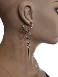 Alternative Style Jewelry For Halloween Concert, Alternative Halloween Jewelry For Concert, Edgy Halloween Pierced Earrings, Edgy Pierced Halloween Earrings, Edgy Pierced Earrings For Halloween, Metal Jewelry For Halloween Concert, Halloween Concert Metal Jewelry, Silver Emo Earrings For Parties, Emo Style Pierced Metal Earrings