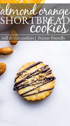 Shortbread cookie drizzled with chocolate and almonds. Orange Shortbread Cookies, Brownie Fudge, Buttery Cookie, Orange Shortbread, Cookies Shortbread, Most Pinned Recipes, Almond Shortbread, Shortbread Cookies Christmas, Cookie Brownie