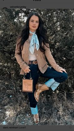 Western Business, Chic Clothing Style, Vest Outfit, Chic Clothing, Vest Outfits, Like A Boss, Banjo, Business Outfits, Western Fashion