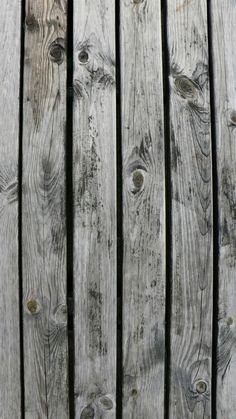 an image of wood planks that are very close together