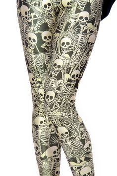 . Cute Plus Size Clothes, Clothes For Plus Size Women, Funny Bones, Skulls And Bones, Cute Plus Size, Black Milk Clothing, Estilo Chic, Black Milk