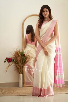 Onam Outfits, Draping Styles, Saree Ideas, Kitten Wallpaper, Cotton Saree Blouse Designs, Sarees For Girls, Saree Wearing Styles, Simple Saree Designs, New Saree Designs