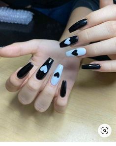 Black And White Nail, White Nail