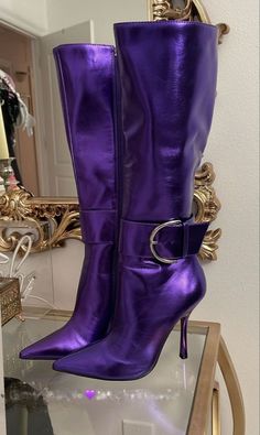 Instagram Los Angeles, Purple Boots, Luxury Boots, Fancy Shoes, Girly Shoes, Aesthetic Shoes, Beautiful Boots, Swag Shoes, Boots Knee