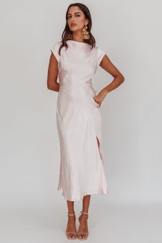 Shop the Lucinda Twist Back Midi Dress Blush | Selfie Leslie Masters Graduation Dress, Bridal Shower Guest Outfit, Romantic Date Night, Selfie Leslie, Veil Hairstyles, Romantic Date, Black Party Dresses, Cowl Neck Dress, Nursing Graduation