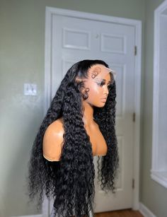 *This is a PREMADE/FACTORY MADE UNIT. There is ONE unit ready to ship. Once it is sold, you may customize this unit style to your liking through preorder * Wig Specs Style: flip over with baby hairLength: 26” Hair type: Virgin water wave Color: jet black Density: 200% Lace: transparent 13x4 frontal