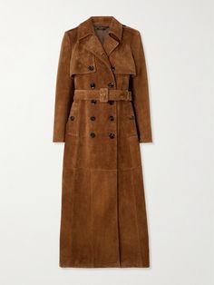 TOM FORD's coat is modeled on traditional trench styles - it's complete with hallmark details like shoulder epaulettes, storm flaps and a waist-cinching belt. It's been made in Italy from suede and has a classic double-breasted front and smoothing lining for easy layering. Suede Trench Coat Street Style, J Crew Stadium Coat, Corduroy Trench Coat, Fall 2024 Runway Trends, Coat Trends 2024, Tom Ford Clothes, Suede Trench Coat Outfits, Coats Outfits Women, Suede Coat Women