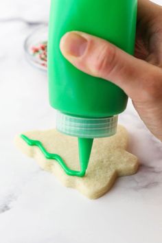 Gingerbread Cookie Icing, Easy Sugar Cookie Icing, Ice Cookies, Icing That Hardens, Sugar Cookie Icing Recipe, Sugar Cookie Icing, Royal Icing Recipe