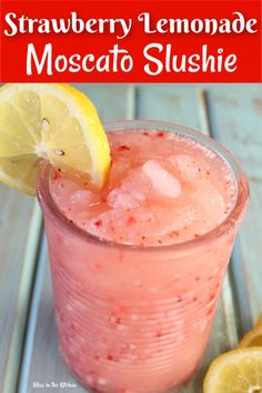 Strawberry Lemonade Moscato Slushie {Video} - Miss in the Kitchen Frozen Alcoholic Drinks Slushies, Liquor Drinks, Frozen Cocktails, Boozy Drinks, Drinks Alcohol