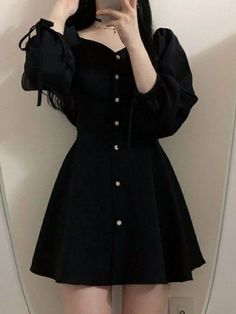 Dress Korean, Korean Fashion Dress, Korean Girl Fashion, Vogue Korea, Fashion Dresses Casual, Black Dresses Casual, Dresses Elegant, Kpop Fashion Outfits, Harajuku Fashion