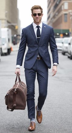 Style Jas, Blue Suit Brown Shoes, Sport Coat Outfit, Nice Suits, Formal Suits Men, Mens Suit Style, Suit Brown, Suit Combinations