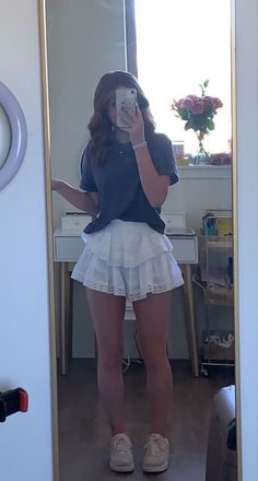 Winter Birthday Dinner Outfit, Outfit Cute, Outfit Inspo Summer, Trendy Outfits For Teens, Cute Preppy Outfits, Swaggy Outfits, Simple Trendy Outfits, Cute Everyday Outfits