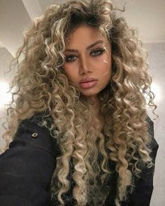 Blonde Curly Wig, How To Cut Bangs, Blonde Curly Hair, French Braid Hairstyles, Pelo Afro, Curly Wig, Brown To Blonde, Blonde Wig, Synthetic Lace Front Wigs