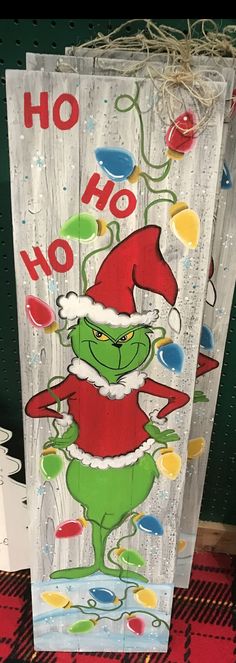 the grinch christmas gift bag is on display