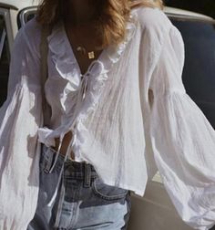 Cute Summer Outfits Casual, Blouses Outfit, Floral Blouses, Summer Outfits Casual, Casual Blouses, Fashion Blouses, Work Blouses, Chic Blouses, Linen White