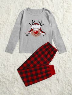 Cozy Christmas Outfit, Penguin Pajamas, Dresses Nightclub, Xmas Pajamas, Xmas Outfits, Christmas Wear, Christmas Print