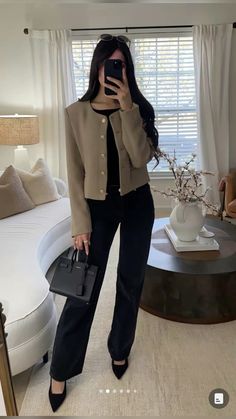 Casual Classy Outfits, Outfits For College, Aesthetic Business, Outfits Skirt, Classy Business Outfits, Rich Aesthetic, Suits Casual, Modest Casual Outfits, Cute Work Outfits