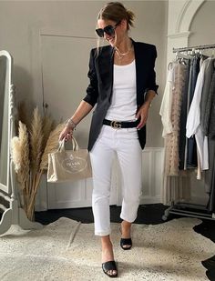 Summer Shopping Outfit Casual, Fall Outfits Women Over 50 Classy, Outfits Primavera 2023, Easy Everyday Outfits, Outfits For Women Over 50, Outfits Aesthetic Summer, Aesthetic Summer Outfits, Summer Outfits Aesthetic, Mode Casual