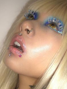 Glossy Eyes, Alt Makeup, Cool Makeup Looks, Unique Makeup, Cute Makeup Looks, Creative Makeup Looks, Eye Makeup Art