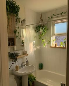 ʰᵉʳ Casa Vintage, Aesthetic Rooms, Dream Room Inspiration, Room Makeover Inspiration, Future Apartment, Bathroom Inspo, Dream Apartment