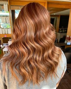 Copper And Blonde Balayage, Copper And Blonde, Blonde Balayage Ideas, Copper Blonde Balayage, Pretty Red Hair, Copper Blonde Hair, Balayage Ideas, Red Blonde Hair, Strawberry Blonde Hair Color