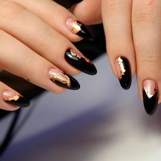 Cheetah Nail Art, Black And Gold Nails, Nye Nails, Popular Nail Art, Cheetah Nails, Acrylic Nails Coffin Pink, Black Nail Designs, Burgundy Nails, Party Nails