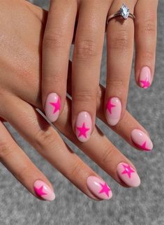 Each set comes with instructions on how to apply, remove, and reuse nails and a nail prep kit (liquid glue, alcohol pad, cuticle stick, mini nail file, and buffer). Her Nails, Star Nails, Oval Nails, Minimalist Nails, Fire Nails, Dream Nails