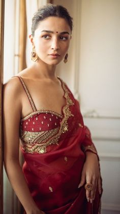 Alia Bhatt hot Red saree Alia Bhatt Saree, Vogue India, Red Saree, Gold Embroidery, Saree Look, Indian Fashion Dresses, Designer Dresses Indian, Alia Bhatt