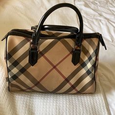 Burberry Top Handle Classic Bag Slight Marks But Such A Good Bag! Vintage Burberry Bag, Burberry Tote Vintage, Burberry Top, Burberry Two Tone Bag, Burberry Vintage Crossbody Bag, Vintage Burberry Bag Lyst, Burberry Pocket Bag, Burberry Classic, Vintage Burberry