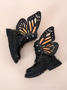 Girls Solid Butterfly Design Side Zipper Fashion Boots | SHEIN Black Butterfly Wings Costume, Butterfly Themed Outfits, Cute Butterfly Outfits, Butterfly Themed Clothes, Butterfly Clothes Design, Butterfly Outfit Ideas, Butterfly Aesthetic Outfit, Butterfly Inspired Fashion, Butterfly Slippers