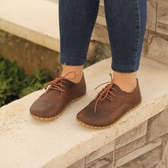 Brown Oxfords Women, Grounding Benefits, Best Barefoot Shoes, Ultra Minimalist, Zero Drop Shoes, Shoes For Everyday, Barefoot Running Shoes, Lace Oxfords, Oxford Shoes Brown