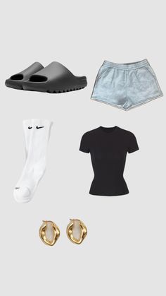 Outfits For When Its Hot Outside, Comfy Outfits Shorts, Road Trip Outfit Summer, Cute Highschool Outfits, Outfit Inspo Casual, Trendy Outfits For Teens, Cute Lazy Outfits, Cute Lazy Day Outfits, Casual School Outfits