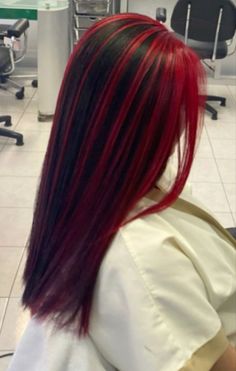 Red And Black Chunky Highlights, Chunky Red Highlights, Y2k Hair Dye, Color Streaks, Y2k Hair