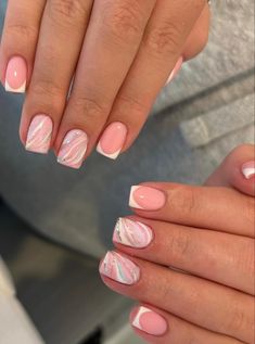 Nails For Ibiza, Biab On Short Nails, White Biab Nail Designs, Biab Nail Design Holidays, Holiday Nails Summer Biab, French Tip And Marble Nails, Holiday Nail Inspo Summer Short, Short Acrylic Nails Heart, Abroad Nails